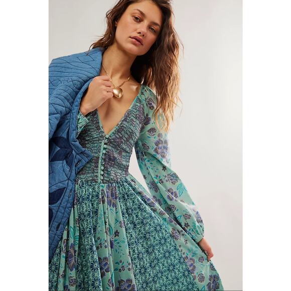 New FREE PEOPLE A New Way Floral Maxi Dress $168 SMALL Teal Smocked - Picture 2 of 7